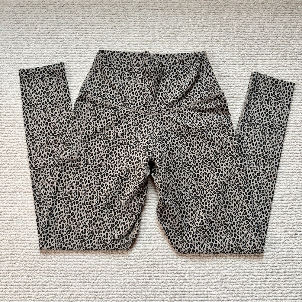 TASC | Performance High Rise Bamboo  Leggings - ankle length - size M